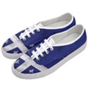 Flag Quebec Drapeau grunge fleur de lys blue and white Women s Classic Low Top Sneakers View2