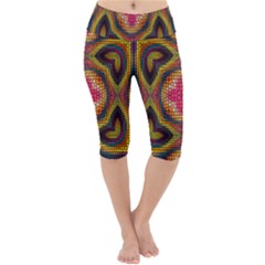 Kaleidoscope Art Pattern Ornament Lightweight Velour Cropped Yoga Leggings