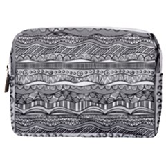 Ethno Seamless Pattern Make Up Pouch (medium)