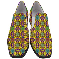 Background Image Geometric Slip On Heel Loafers