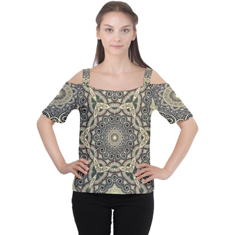 Surreal Design Graphic Pattern Cutout Shoulder Tee by Pakrebo