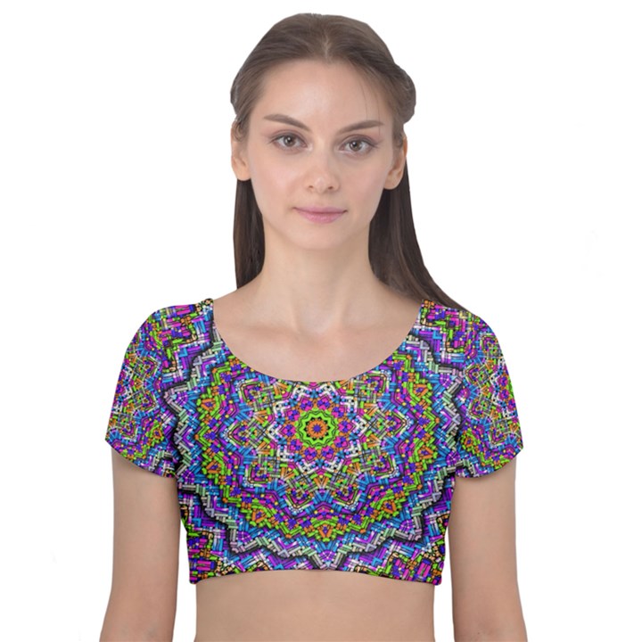 Farbenpracht Kaleidoscope Velvet Short Sleeve Crop Top 