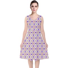 Background Image Tile Geometric V-neck Midi Sleeveless Dress 