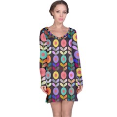 Zappwaits Flowers Long Sleeve Nightdress by zappwaits