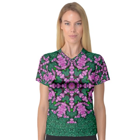 The Most Uniqe Flower Star In Ornate Glitter V-neck Sport Mesh Tee by pepitasart