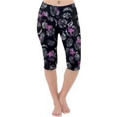 Flamingo Pattern Lightweight Velour Cropped Yoga Leggings