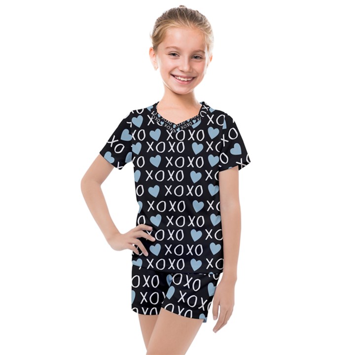 XO Valentines day pattern Kids  Mesh Tee and Shorts Set