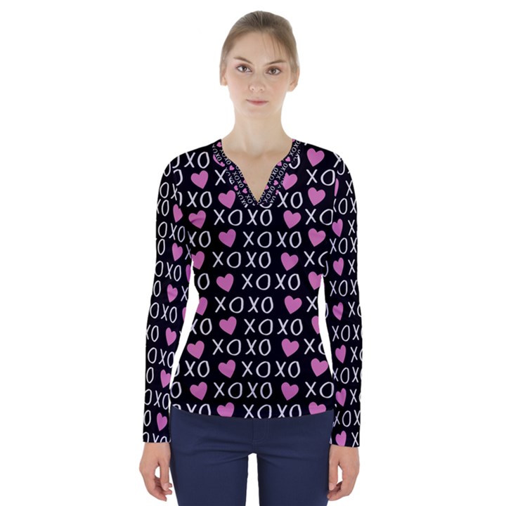 XO Valentines day pattern V-Neck Long Sleeve Top