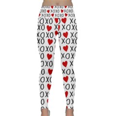 Xo Valentines Day Pattern Lightweight Velour Classic Yoga Leggings