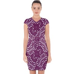 Magenta And White Abstract Print Pattern Capsleeve Drawstring Dress 