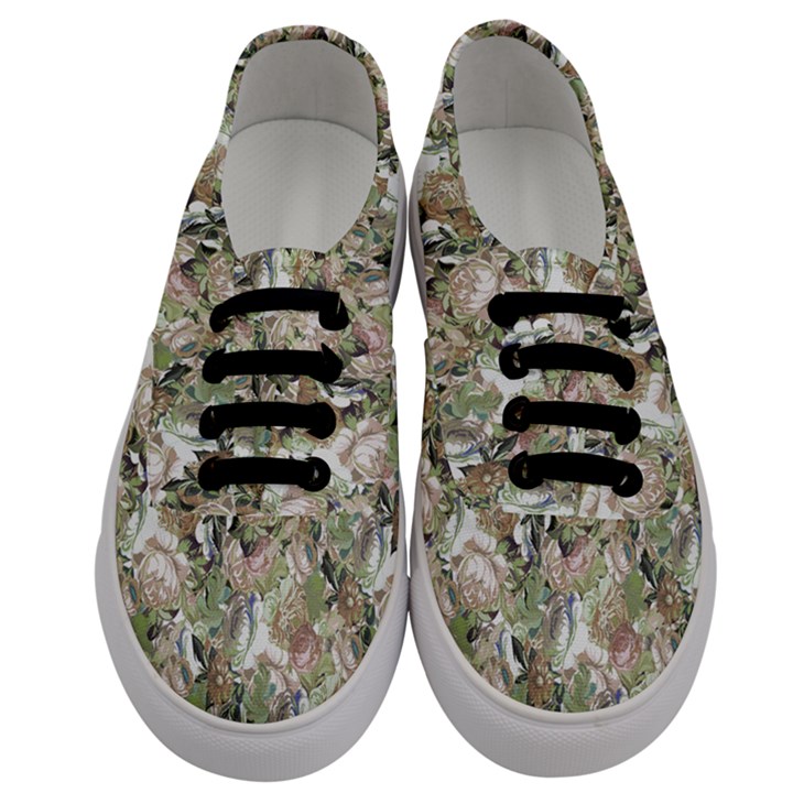 Romantic Beige Flowers Men s Classic Low Top Sneakers