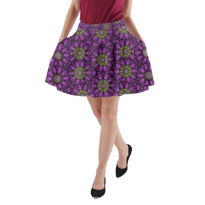 Ornate Heavy Metal Stars In Decorative Bloom A-Line Pocket Skirt