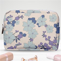 Vintage Floral Blue Pattern Make Up Pouch (medium)