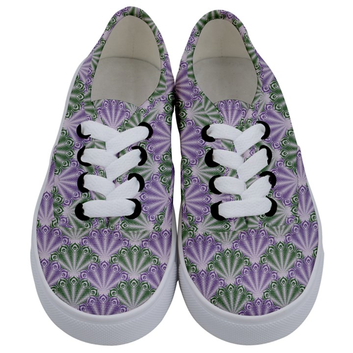 Vintage Scallop Violet Green Pattern Kids  Classic Low Top Sneakers