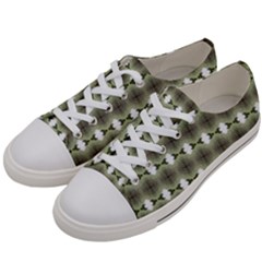 Arkansas 010ix Men s Low Top Canvas Sneakers by moss