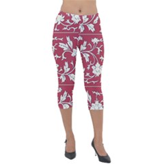 Floral Pattern Background Lightweight Velour Capri Leggings 