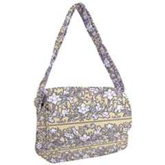 Floral Pattern Background Courier Bag