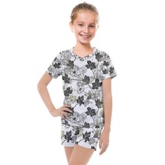 Black And White Floral Pattern Background Kids  Mesh Tee And Shorts Set