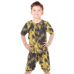 Artistic Yellow Background Kids  Tee And Shorts Set by Sudhe