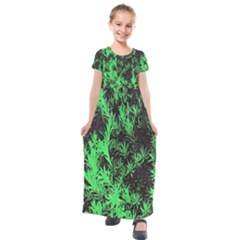 Green Etched Background Kids  Short Sleeve Maxi Dress