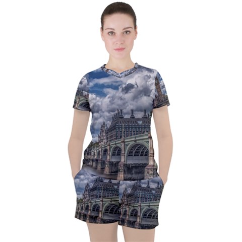 Architecture Big Ben Bridge Buildings Women s Tee And Shorts Set by Sudhe