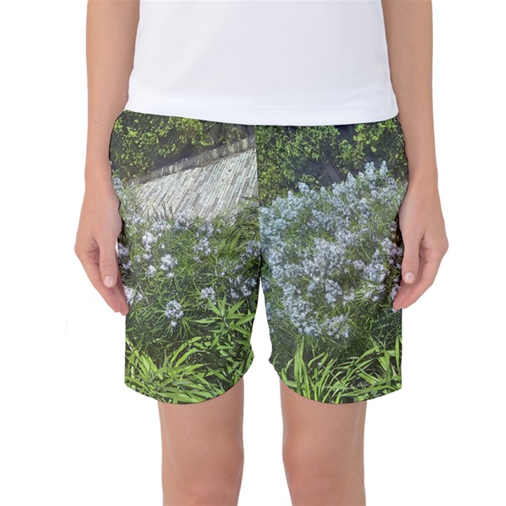 Lurie Garden Amsonia Women s Basketball Shorts