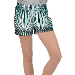 Retro Illusion Canvas Night Women s Velour Lounge Shorts