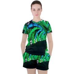 Dragon Lights Panda Women s Tee And Shorts Set