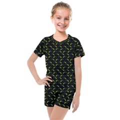 Geckos Pattern Kids  Mesh Tee And Shorts Set