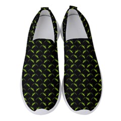 Geckos Pattern Women s Slip On Sneakers