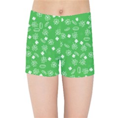 St Patricks Day Pattern Kids  Sports Shorts by Valentinaart