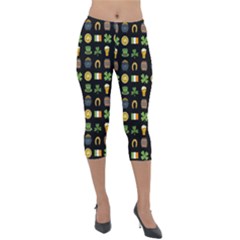 St Patricks Day Pattern Lightweight Velour Capri Leggings 