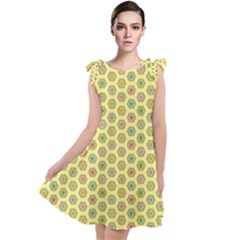 A Hexagonal Pattern Unidirectional Tie Up Tunic Dress by Pakrebo