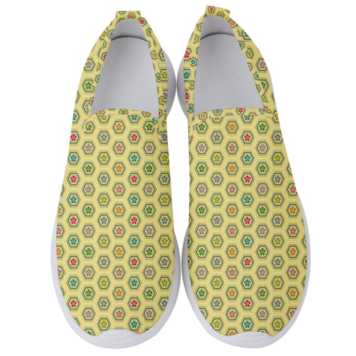 A Hexagonal Pattern Unidirectional Men s Slip On Sneakers