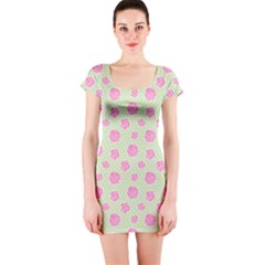 Roses Flowers Pink And Pastel Lime Green Pattern With Retro Dots Short Sleeve Bodycon Dress by genx