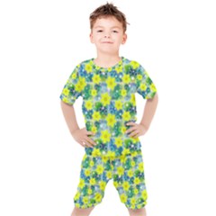 Narcissus Yellow Flowers Winter Kids  Tee And Shorts Set by Pakrebo