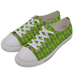 Maple Leaf Plant Seamless Pattern Women s Low Top Canvas Sneakers by Pakrebo