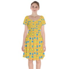 Lemons Ongoing Pattern Texture Short Sleeve Bardot Dress