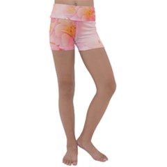 Wonderful Floral Design, Soft Colors Kids  Lightweight Velour Yoga Shorts