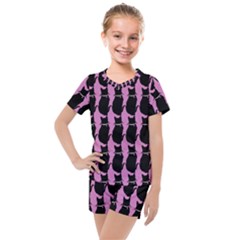 Cat Silouette Pattern Pink Kids  Mesh Tee And Shorts Set