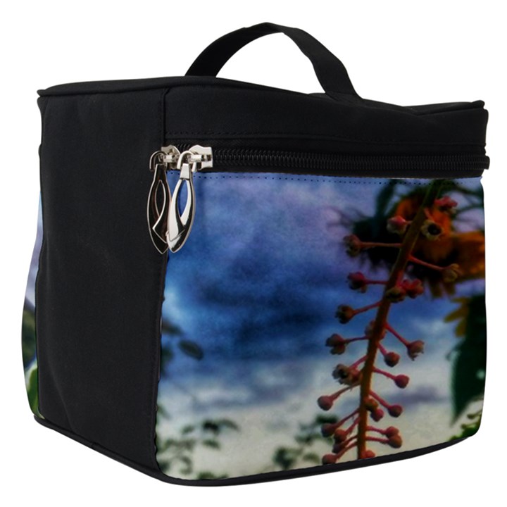 Sunflowers and Wild Weeds Make Up Travel Bag (Small)