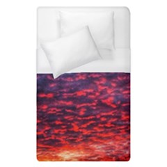 Blood Red Sunrise Duvet Cover (single Size) by okhismakingart