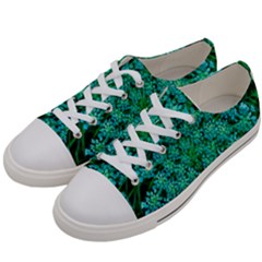 Turquoise Queen Anne s Lace Women s Low Top Canvas Sneakers by okhismakingart