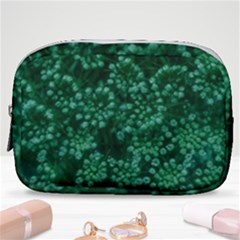 Green Queen Anne s Lace (up Close) Make Up Pouch (small)