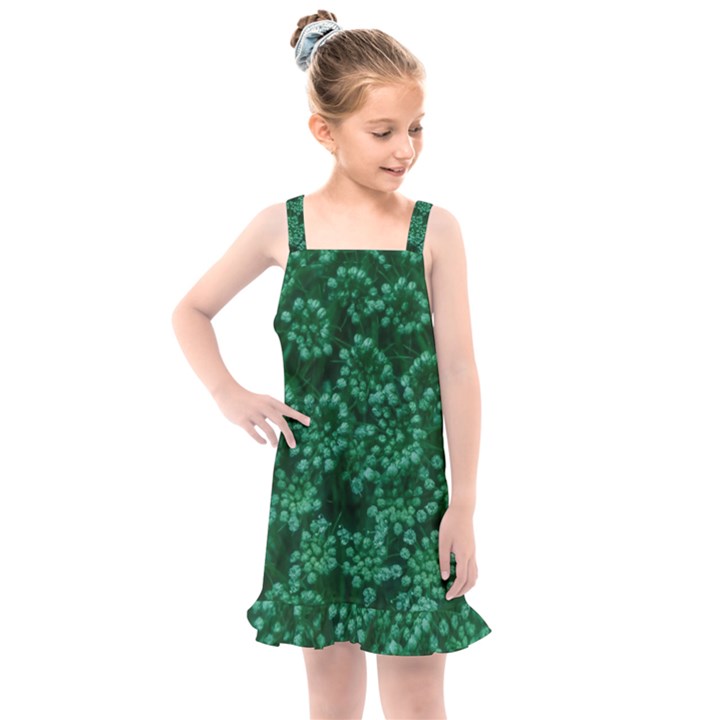 Green Queen Anne s Lace (Up Close) Kids  Overall Dress