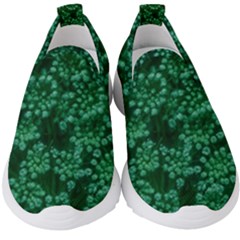 Green Queen Anne s Lace (up Close) Kids  Slip On Sneakers