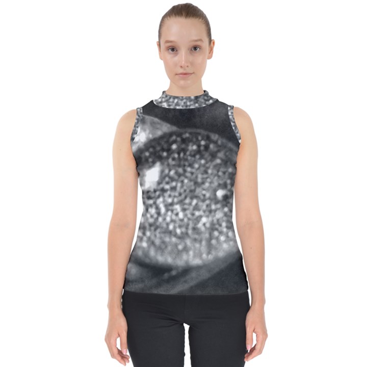 Black-and-White Water Droplet Mock Neck Shell Top