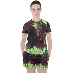 Green Glowing Flower Women s Tee And Shorts Set