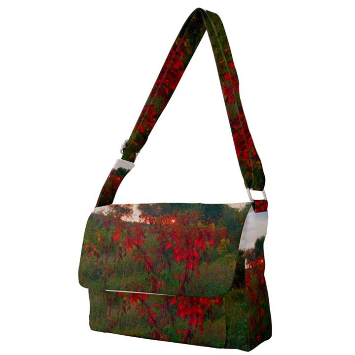 Red Weeds Full Print Messenger Bag