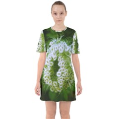 Green Closing Queen Annes Lace Sixties Short Sleeve Mini Dress by okhismakingart